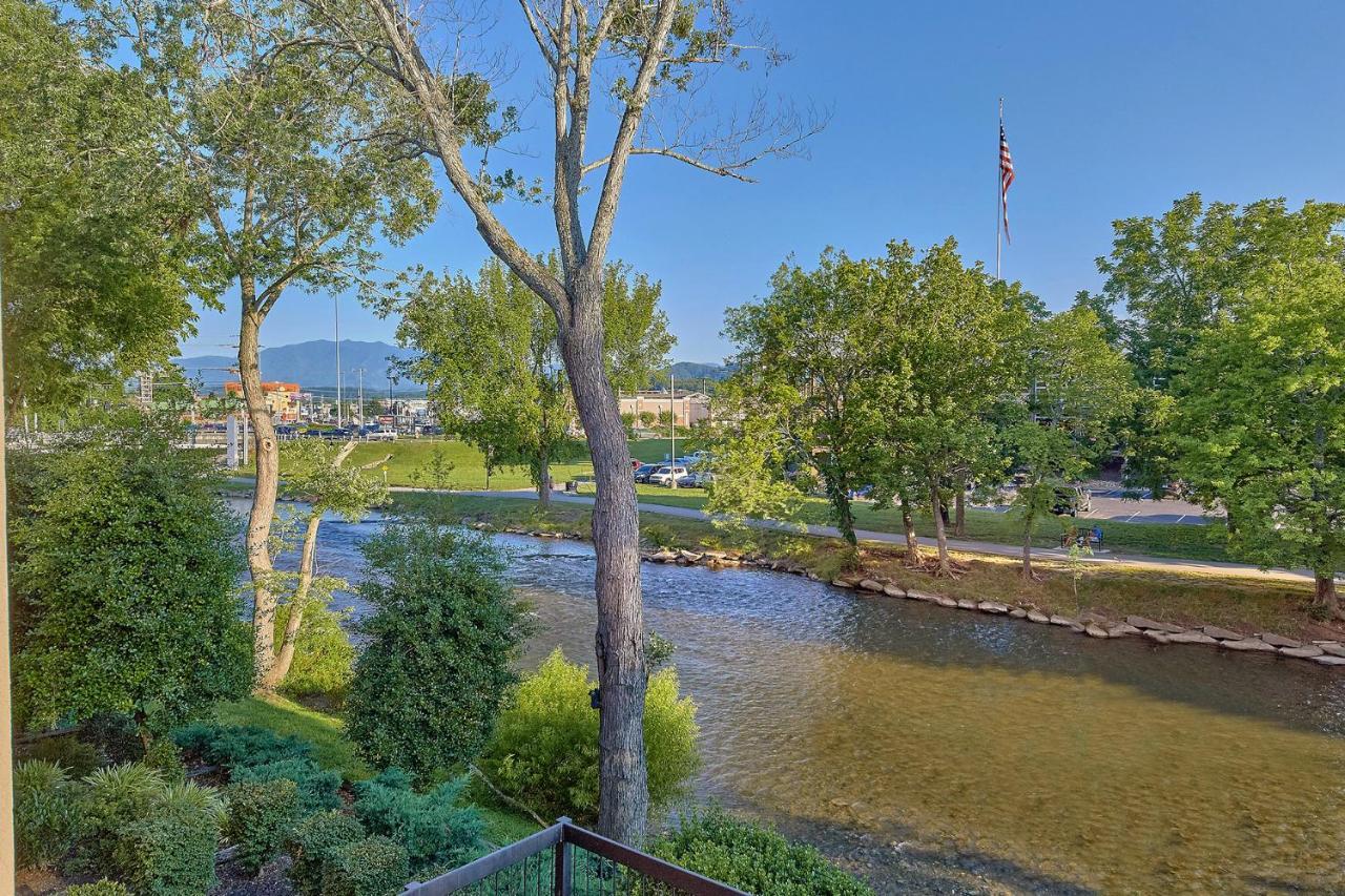 The Inn On The River Pigeon Forge Dış mekan fotoğraf