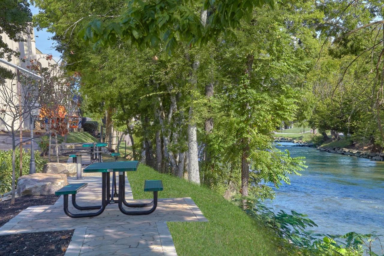 The Inn On The River Pigeon Forge Dış mekan fotoğraf
