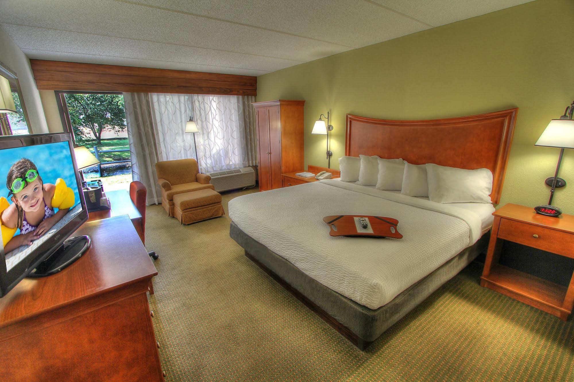 The Inn On The River Pigeon Forge Dış mekan fotoğraf